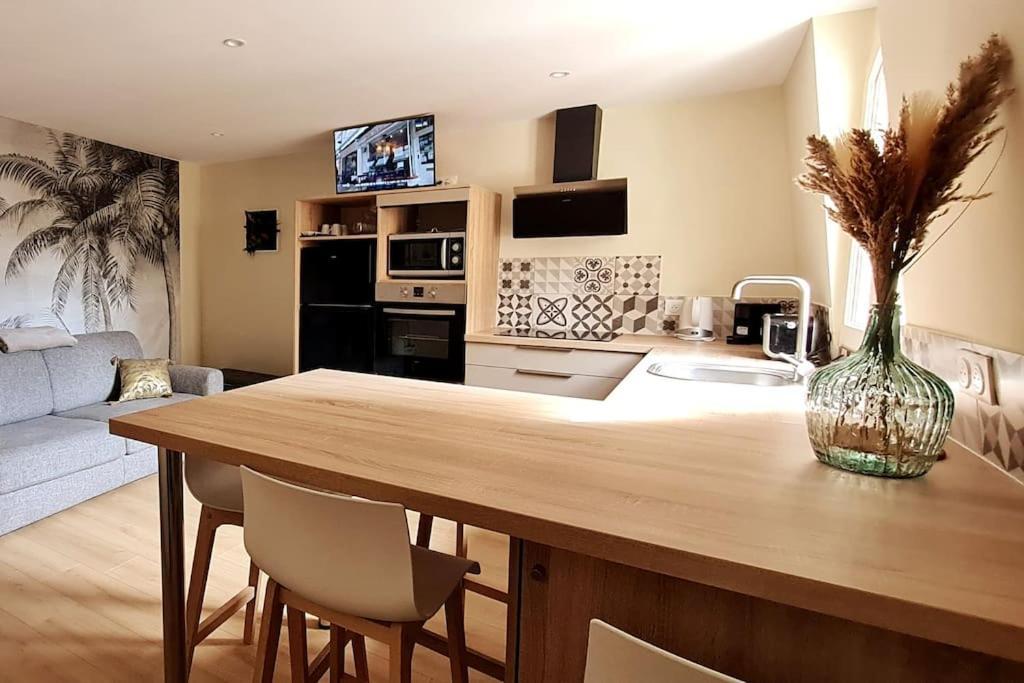 Apartamento Chez Jules - Duplex - Centre - Hospices Beaune  Exterior foto